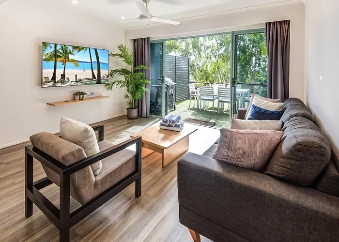 Sunset Waters Apartments