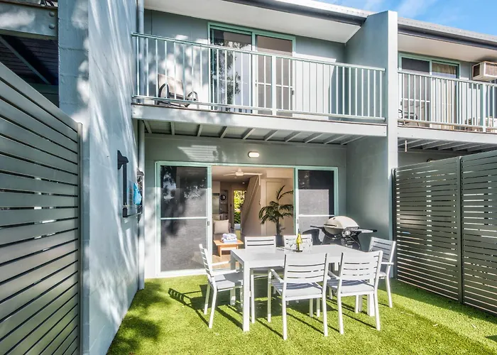 Sunset Waters Apartments