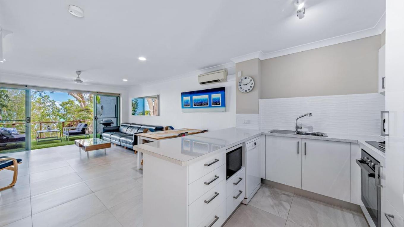 Sunset Waters Apartment Hamilton Island
